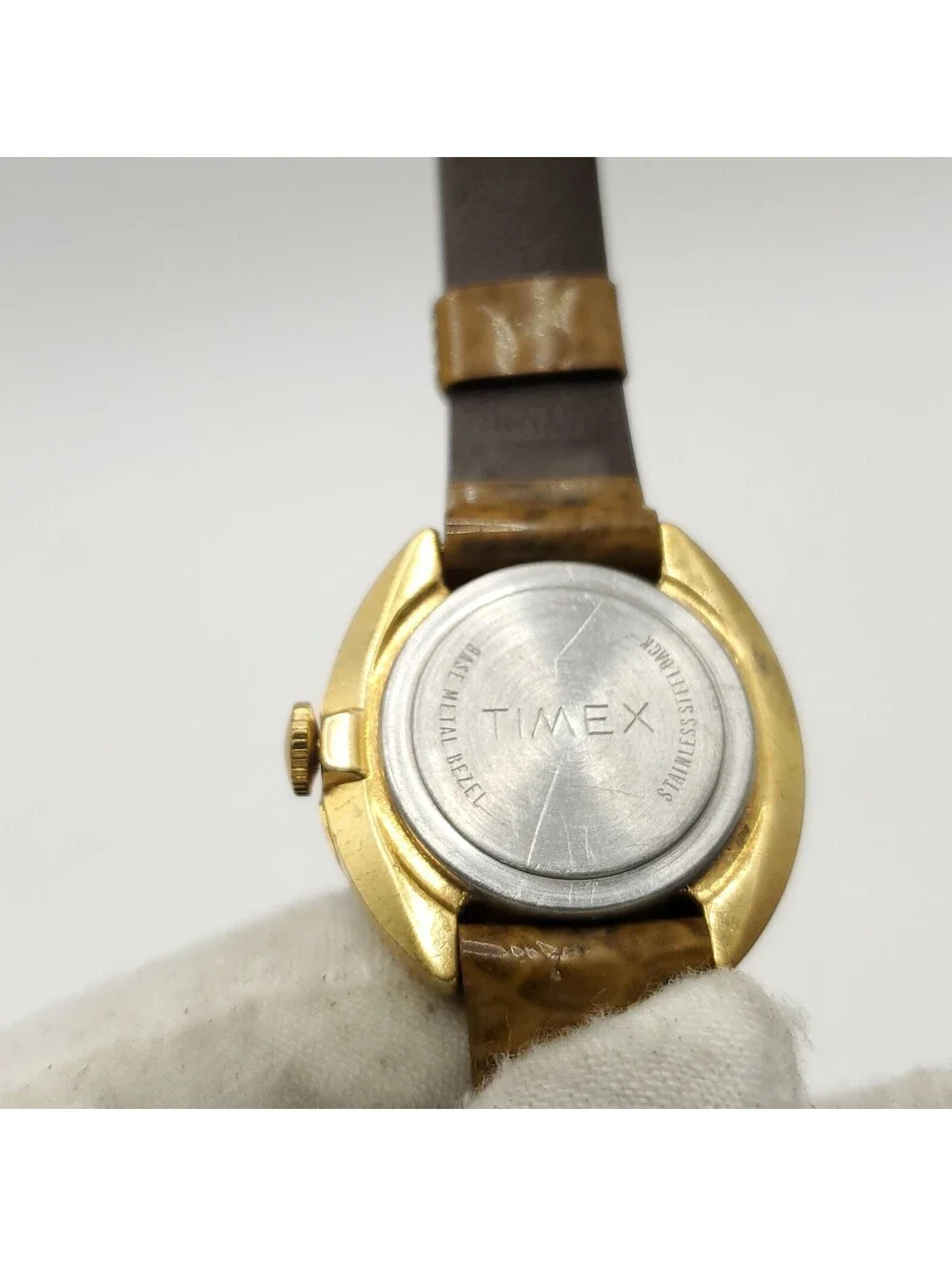 Vintage Timex Mechanical Gold Tone Dial Womens Watch For Parts Or Repair